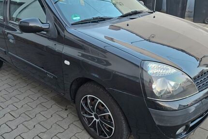 Renault Clio 228.000 km 1.100 &euro; Worms 67551