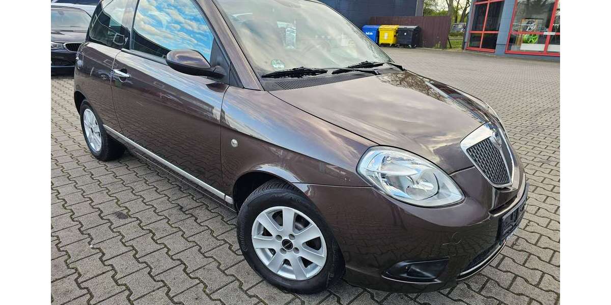 Lancia Ypsilon 113.000 km 2.799 &euro; Ludwigshafen 67071