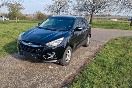 Hyundai ix35 128.500 km 9.550 &euro; Neustadt 67434