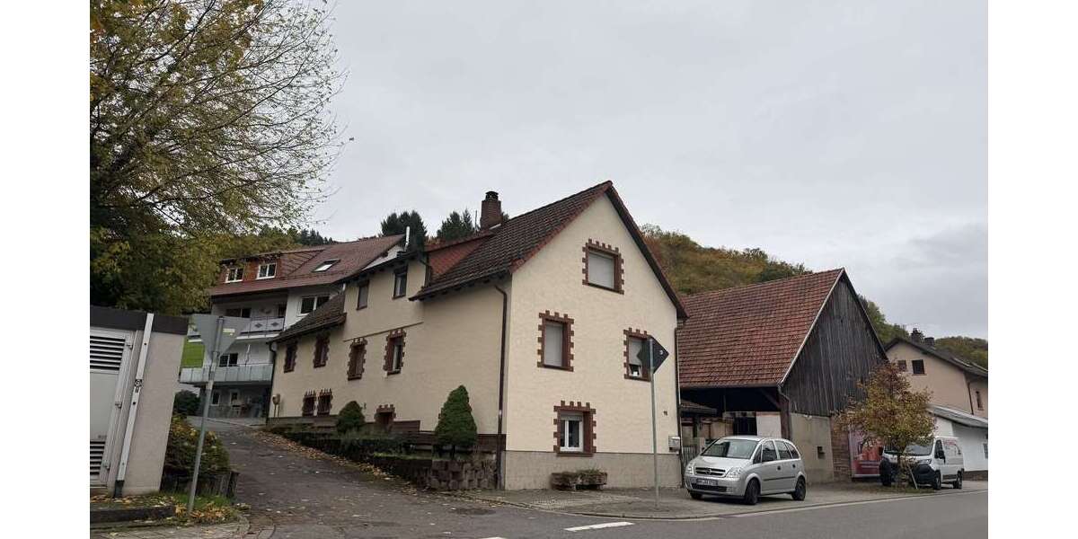 Einfamilienhaus Mörlenbach - 8 Zimmer, 269 m&sup2;, 430.000&euro; | Angebot:23834948