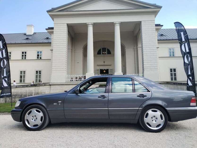 S 300