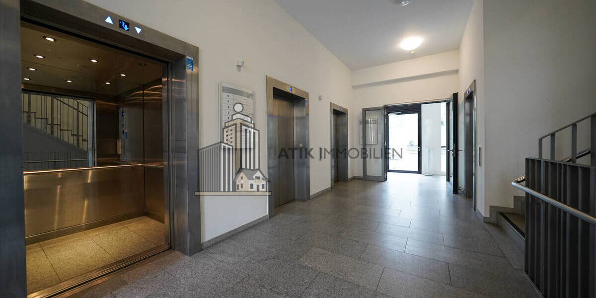 ATIK: Arbeiten mit Schlossblick - attraktive Büroflächen im X-House am Hauptbahnhof - provisionsfrei - Gewerbeobjekt Heidelberg Bergheim | Angebot:26267234