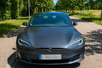 Tesla Model S 106.000 km 31.000 &euro; Mannheim 68167