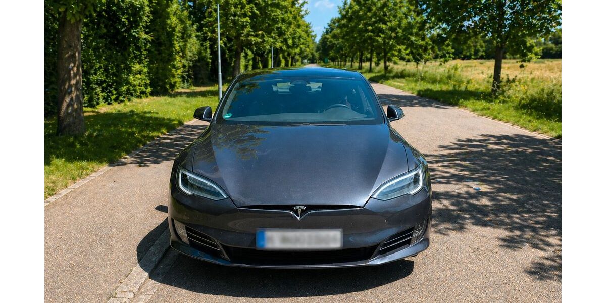 Tesla Model S 106.000 km 31.000 &euro; Mannheim 68167