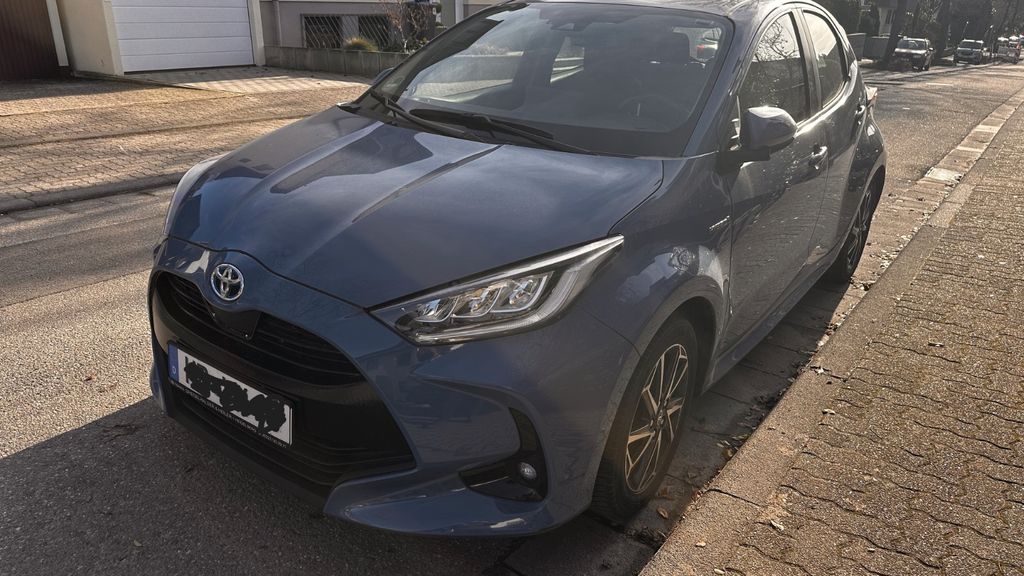 Toyota Yaris 27.000 km 17.700 &euro; Heidelberg 69126