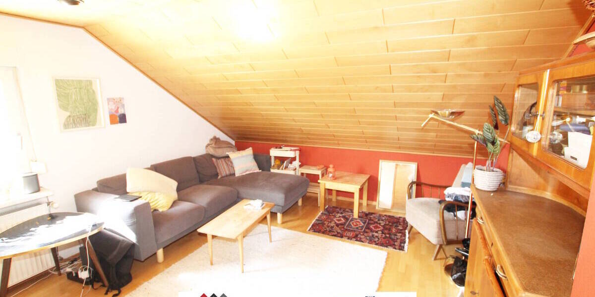 Schönes 3-Familienhaus, insg. 191m² Wohnfläche + 600m² Grundstück, inkl. 2 Garagen & Garten 1 zimmer