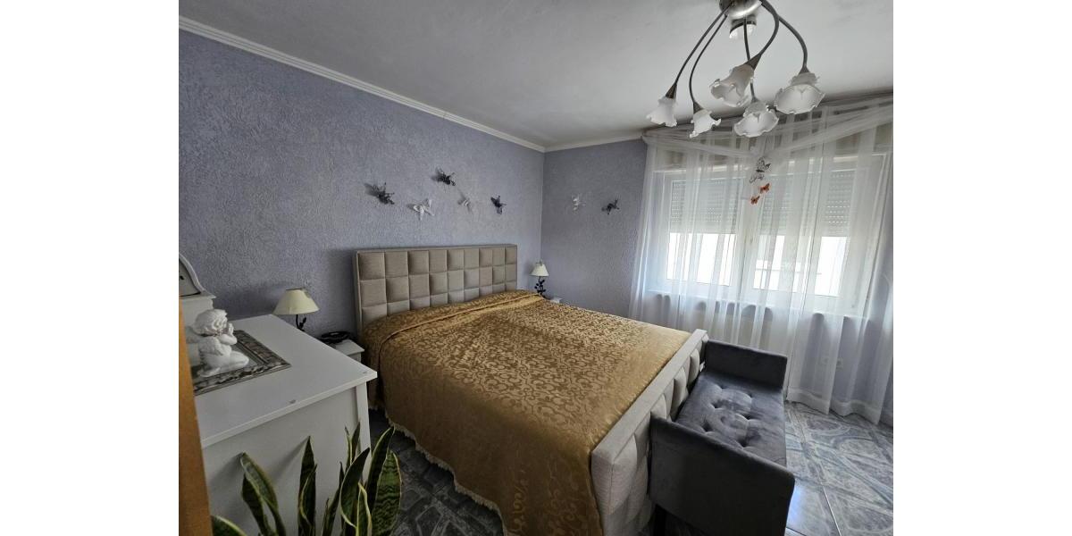 ObjNr:19502 - Gepflegte Doppelhaushälfte im Zentrum Oggersheims 6 zimmer