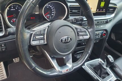 Kia pro ceed / ProCeed 50.000 km 16.500 &euro; Neuhofen 67141