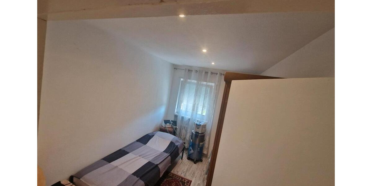 Etagenwohnung Hockenheim - 3 Zimmer, 74 m&sup2;, 270.000&euro; | Angebot:27019407