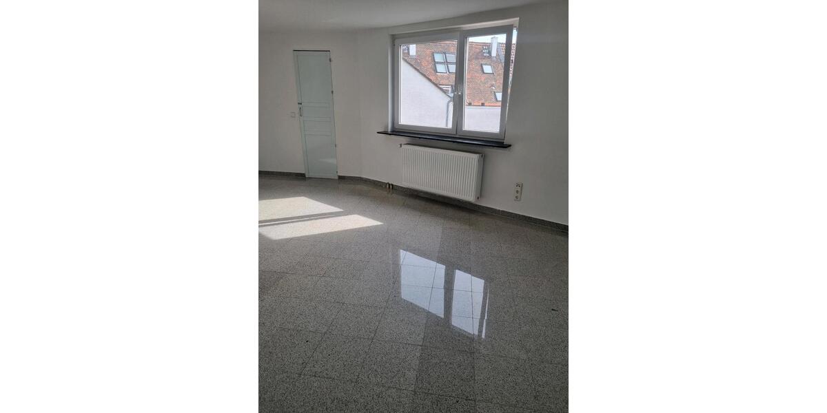 Dachgeschoßwohnung Worms - 3 Zimmer, 90 m&sup2;, 950&euro; | Angebot:26635122