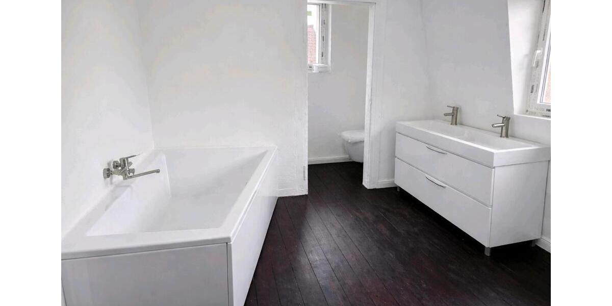 Doppelhaushälfte Heppenheim (Bergstraße) - 7.5 Zimmer, 122 m&sup2;, 1.800&euro; | Angebot:26239163