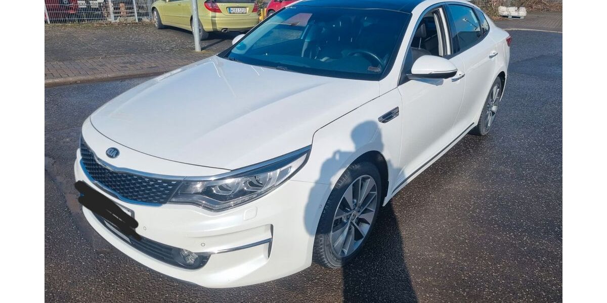 Kia Optima 124.000 km 17.400 &euro; Worms 67547