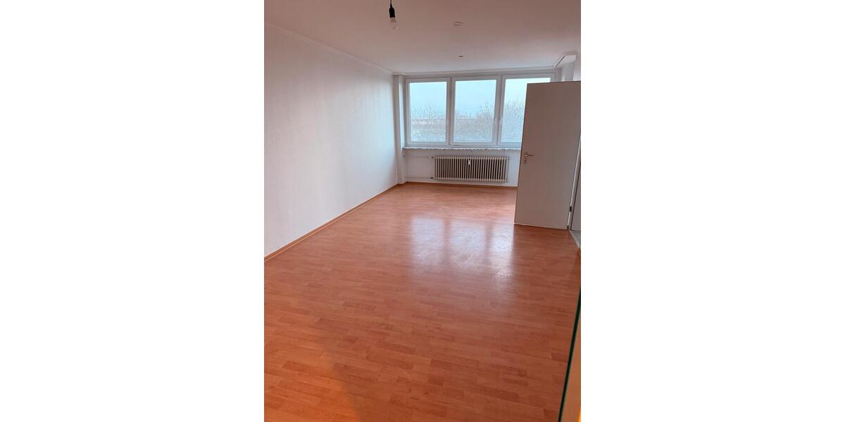 Etagenwohnung Ludwigshafen am Rhein Ludwigshafen-Oggersheim - 2 Zimmer, 67 m&sup2;, 140.000&euro; | Angebot:25805295
