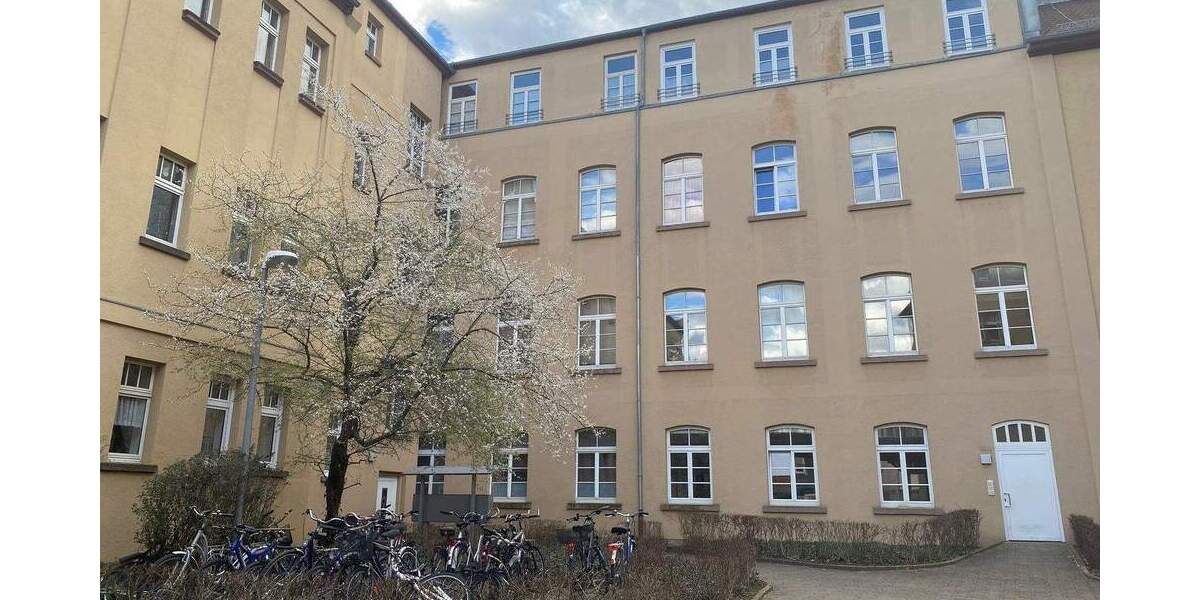 Wohnkultur im Denkmal: Vermietete Wohnung mit Blick ins Grüne ! 2 zimmer