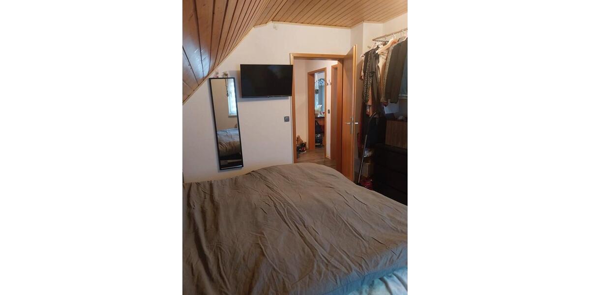 Etagenwohnung Lampertheim - 4 Zimmer, 105 m&sup2;, 1.450&euro; | Angebot:26268518