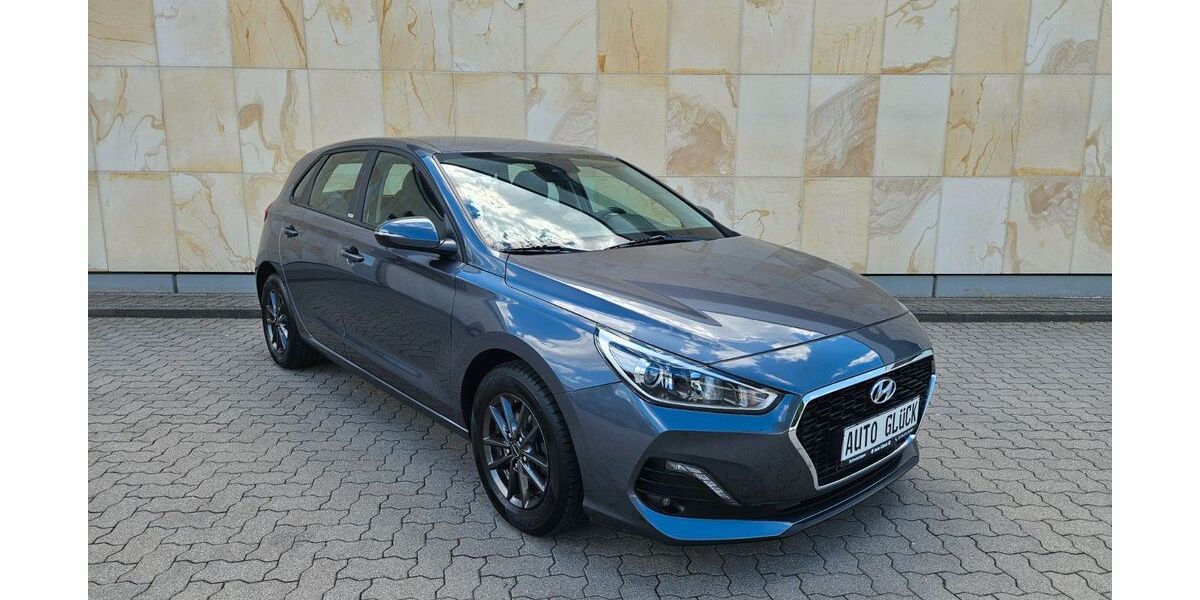 Hyundai i30 71.000 km 14.290 &euro; Schwetzingen 68723