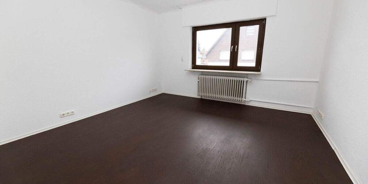 Doppelhaushälfte Brühl - 7 Zimmer, 228 m&sup2;, 550.000&euro; | Angebot:25141859