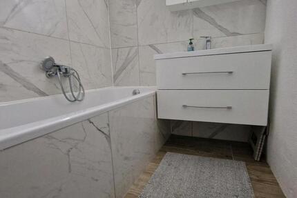 Wohnung Frankenthal (Pfalz) - 2.5 Zimmer, 68 m&sup2;, 185.000&euro; | Angebot:25718577