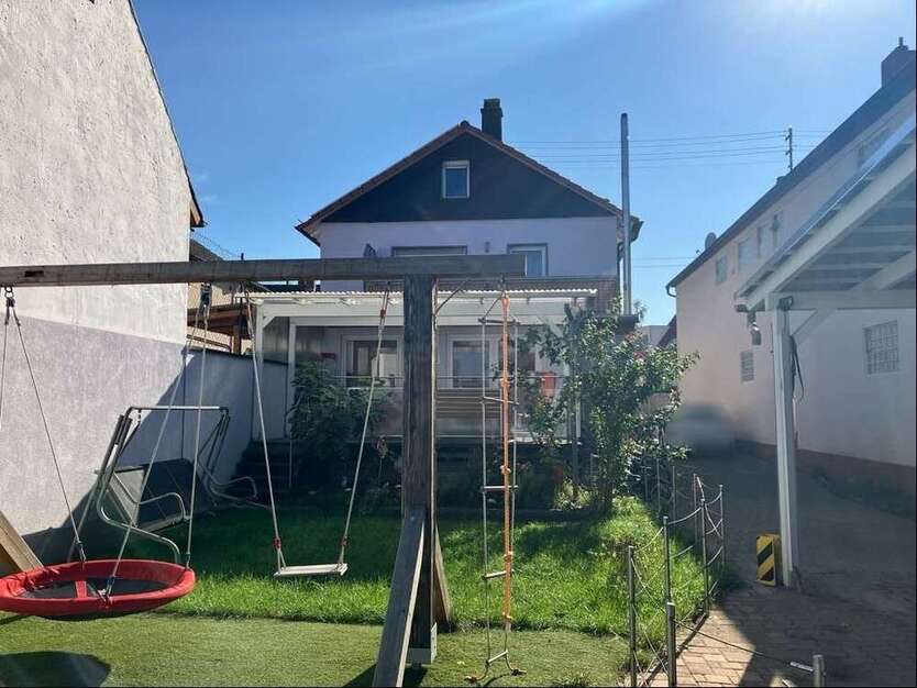 Haus zum Kaufen in Römerberg 549.000 € 156.47 m²