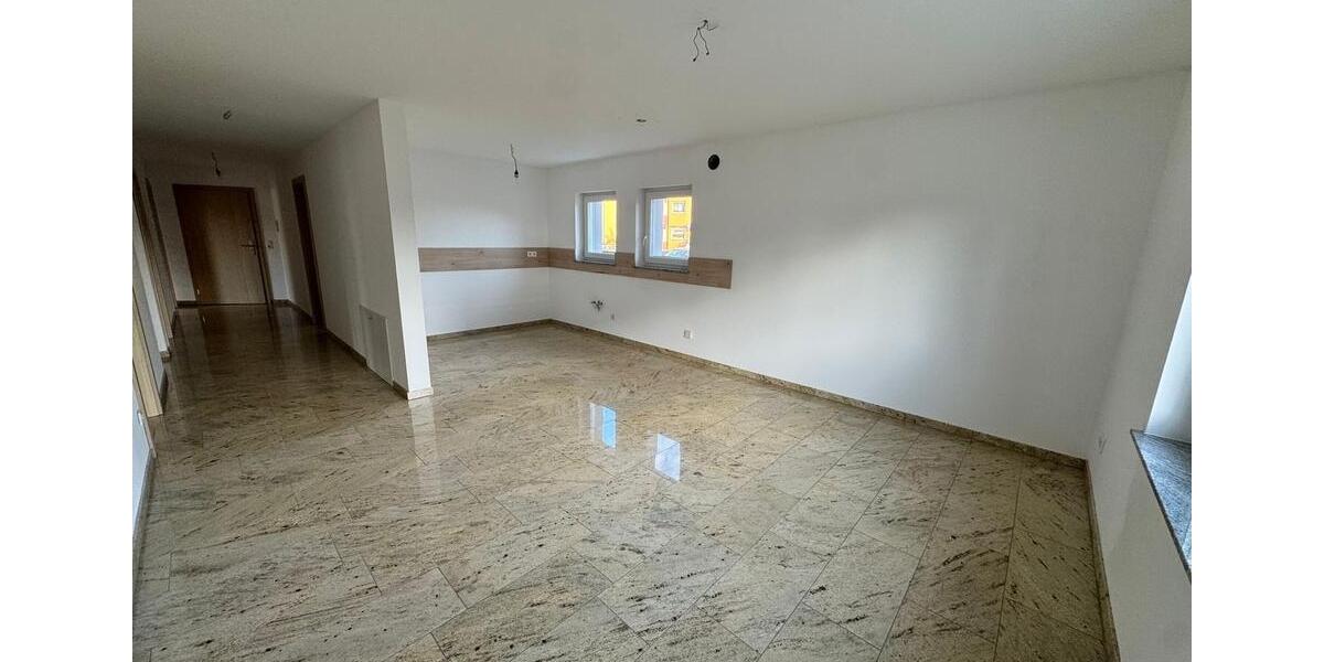 Moderne 3,5-Zimmer-EG-Wohnung mit großem Garten & Terrasse 3.5 zimmer