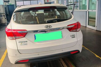 Hyundai i40 199.999 km 7.100 &euro; Bensheim 64625