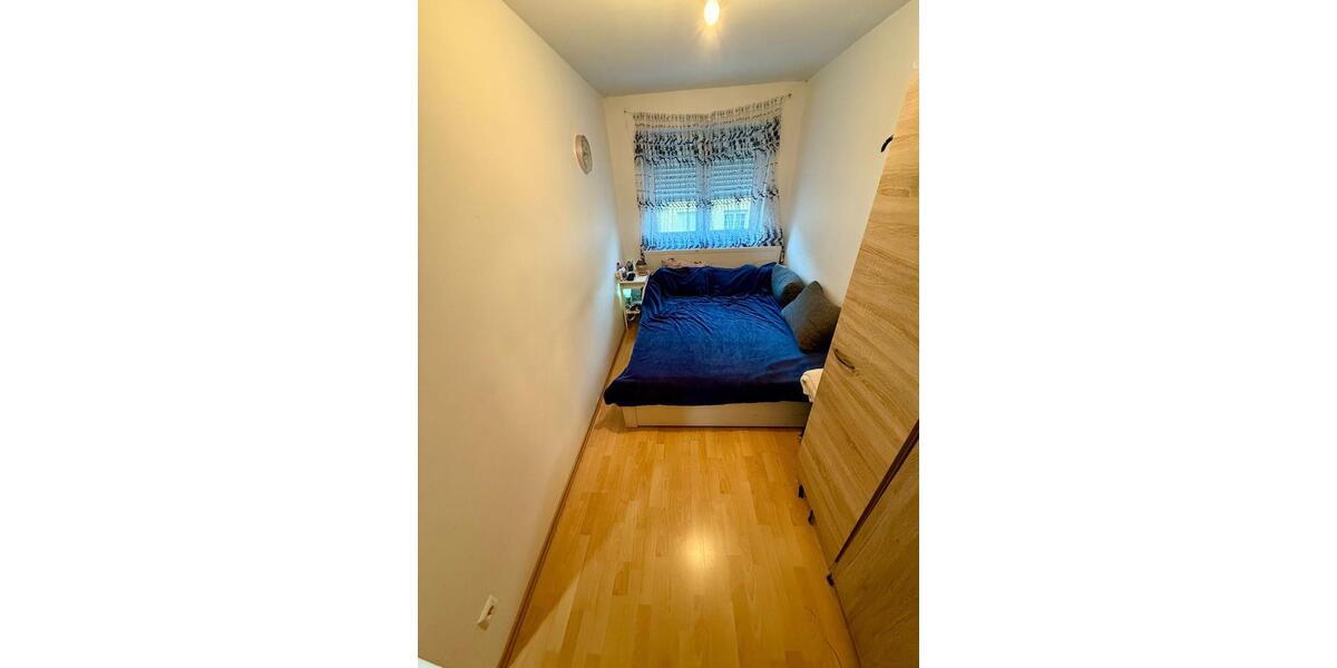Etagenwohnung Ludwigshafen am Rhein Ludwigshafen-Hemshof - 3 Zimmer, 80 m&sup2;, 800&euro; | Angebot:27580985