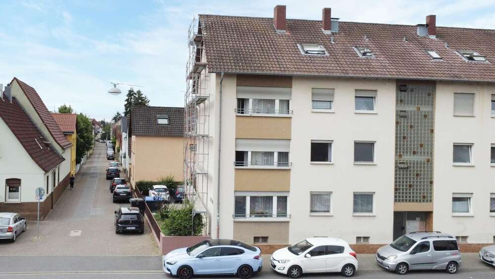 Praktisch geschnittene 2-Zimmer-Wohnung an der Grenze zur Gartenstadt mit Balkon und Stellplatz - Terrassenwohnung Mannheim Gartenstadt | Angebot:27280338