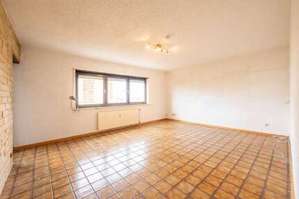 Wohnung zum Kaufen in Heppenheim (Bergstraße) 199.000 € 98 m² 4 zimmer