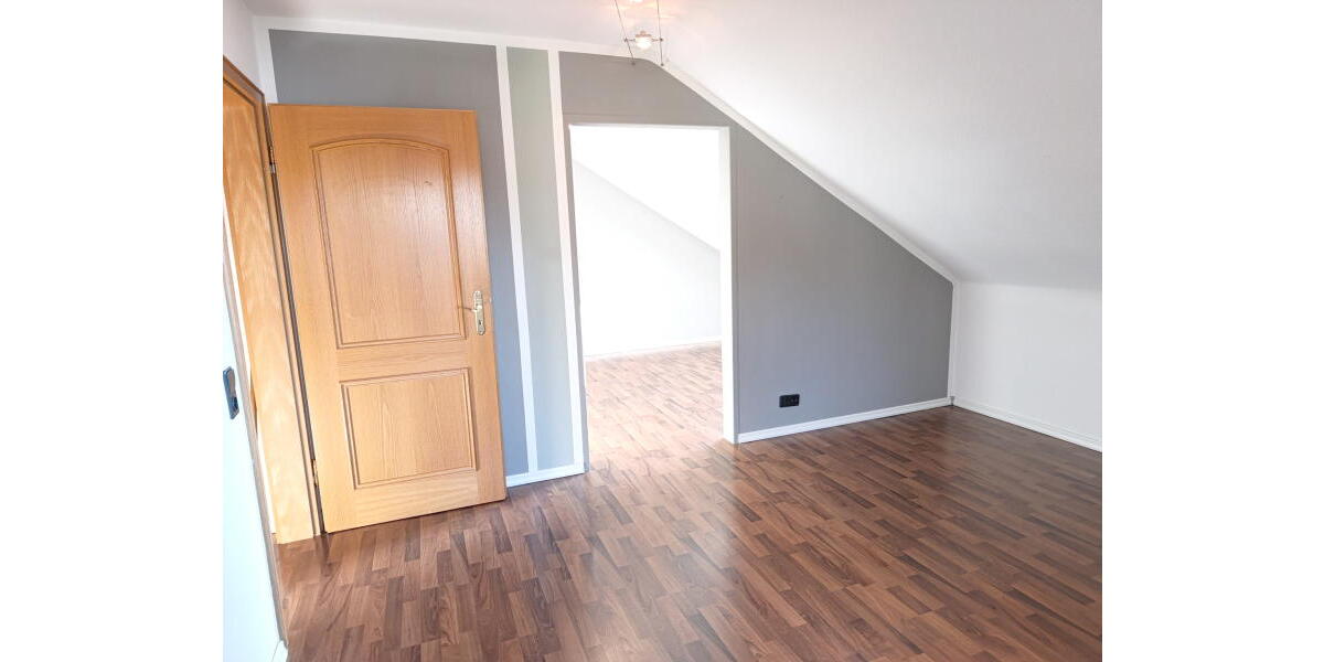 ObjNr:19622 - Wunderschöne DHH in ruhiger Lage von Wiesloch-Baiertal 6 zimmer