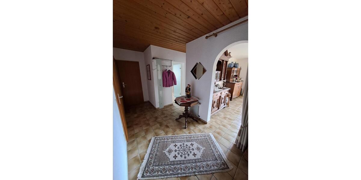 Etagenwohnung Meckenheim - 4 Zimmer, 90 m&sup2;, 275.000&euro; | Angebot:26785907
