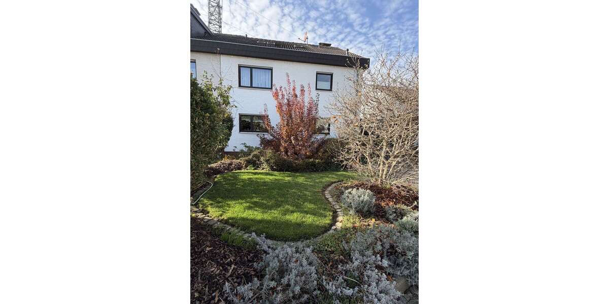 Haus zum Kaufen in Eppelheim 620.000 € 202.84 m² 7 zimmer