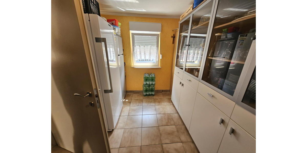 ObjNr:19502 - Gepflegte Doppelhaushälfte im Zentrum Oggersheims 6 zimmer