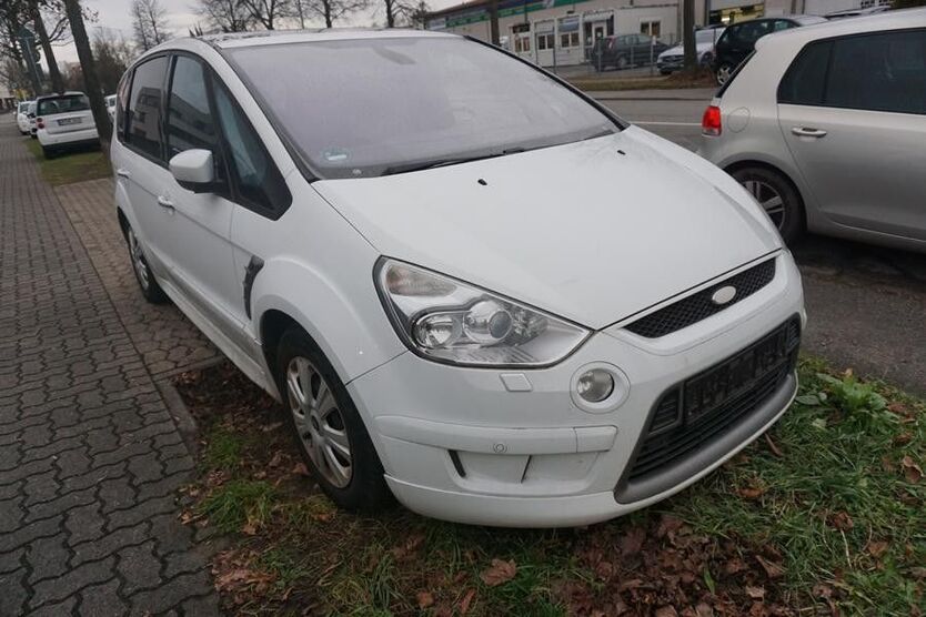 Ford S-Max 284.770 km 3.250 € Bensheim 64625