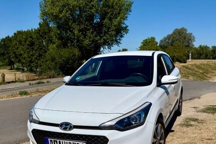 Hyundai i20 111.590 km 6.500 &euro; Otterstadt 67166