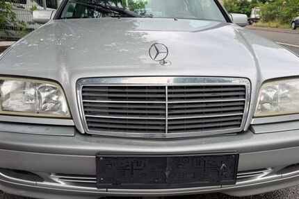 Mercedes-Benz C 250 245.000 km 4.999 &euro; Mannheim 68309