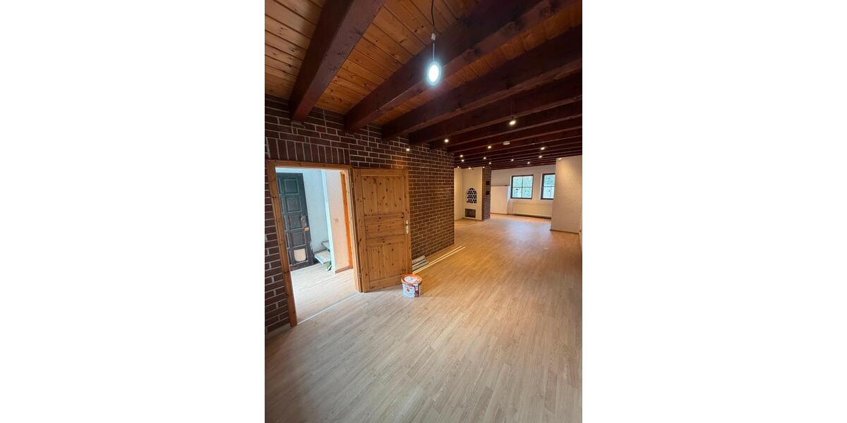 Charmantes 2,5-Zimmer-Einfamilienhaus mit Büro besonderer schnitt 2.5 zimmer