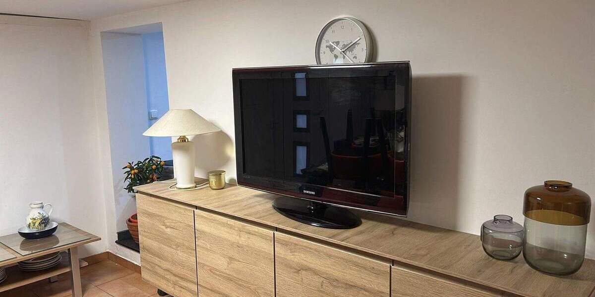 Einfamilienhaus Wiesenbach - 7 Zimmer, 140 m&sup2;, 1.500&euro; | Angebot:25683549