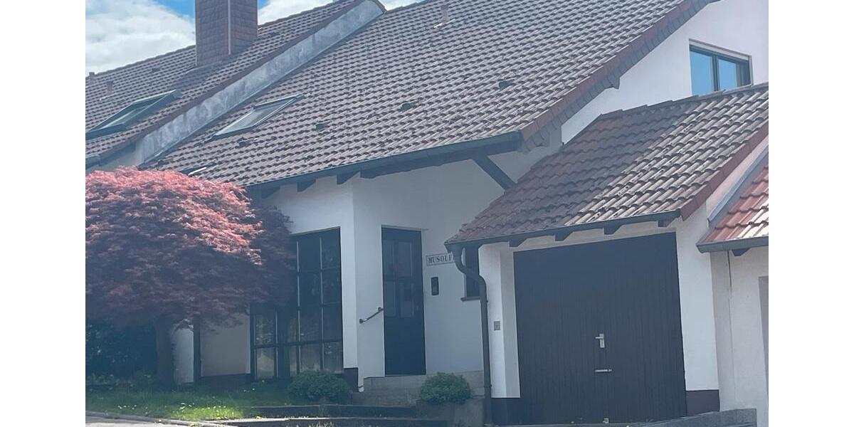 Doppelhaushälfte Leimen - 6 Zimmer, 210 m&sup2;, 1.950&euro; | Angebot:24715089