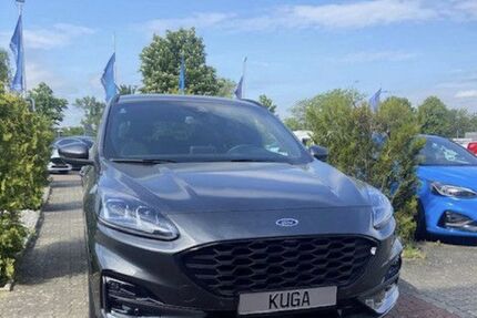 Ford Kuga 13.300 km 25.100 &euro; Mannheim 68219