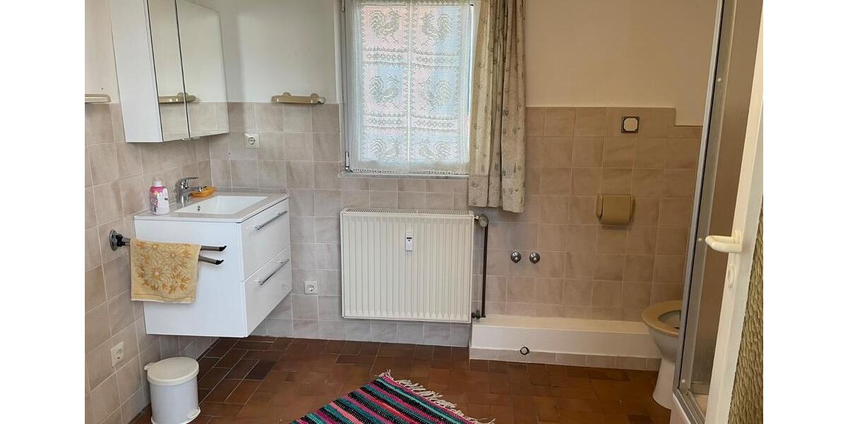 Hochparterre Gernsheim - 1 Zimmer, 40 m&sup2;, 490&euro; | Angebot:24743043