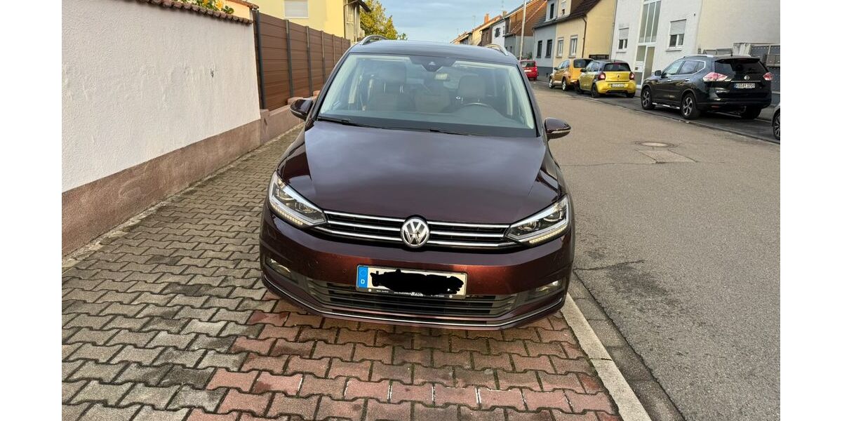 VW Touran 226.000 km 8.100 &euro; Hockenheim 68766