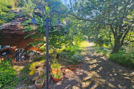 ObjNr:19522 - Freistehendes, repräsentatives EFH mit Garten und großem Grundstück ausserhalb in DÜW-Grethen 7 zimmer