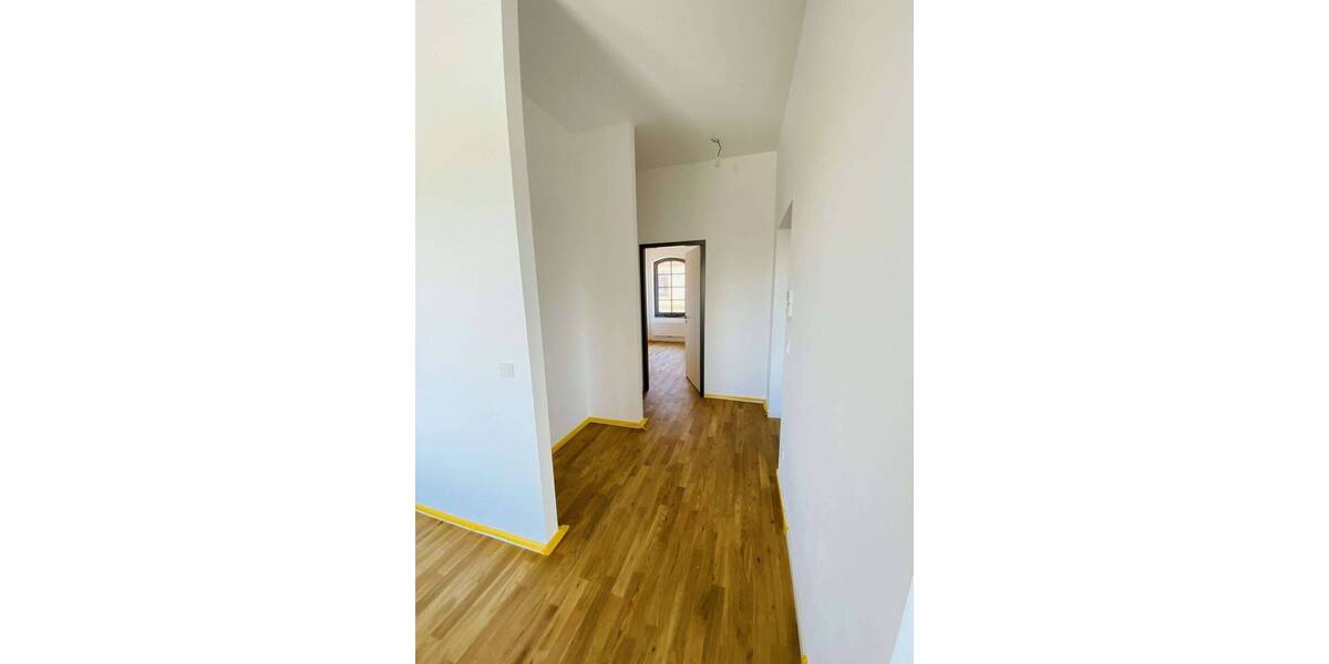 Elegante & moderne 4 ZKB-Wohnung, teilklimatisiert mit Einbauküche, nähe MMT Campus & UMM 4 zimmer