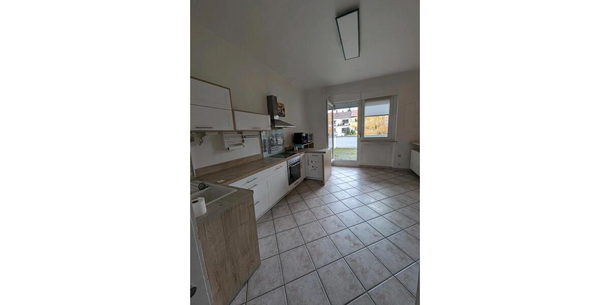 charmantes Haus in Neuostheim 9 zimmer