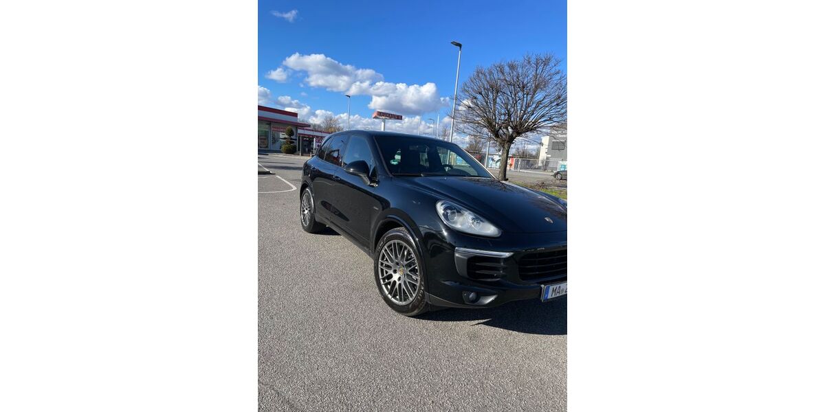 Porsche Cayenne 143.000 km 32.690 &euro; mannheim 68309