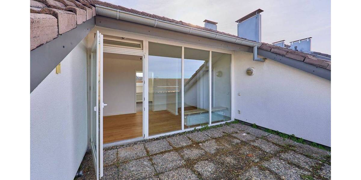 Etagenwohnung Schwetzingen - 3 Zimmer, 99 m&sup2;, 1.320&euro; | Angebot:26308333