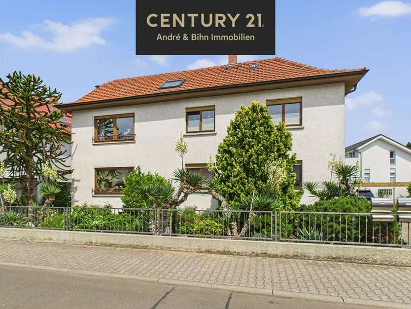 Haus zum Kaufen in Lampertheim 640.000 € 209 m²