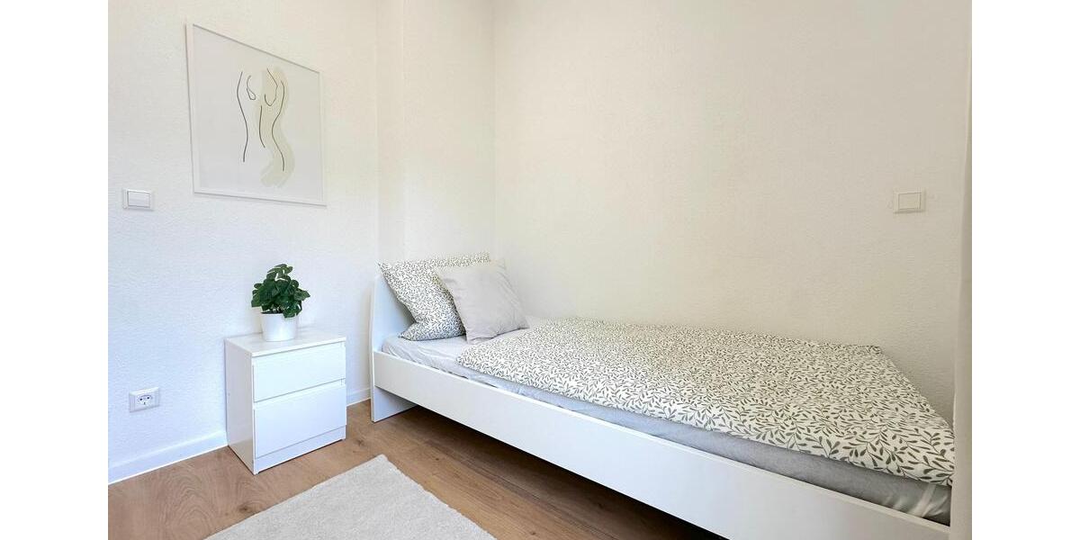 Etagenwohnung Mannheim Rheinau - 1 Zimmer, 15 m&sup2;, 400&euro; | Angebot:24395364