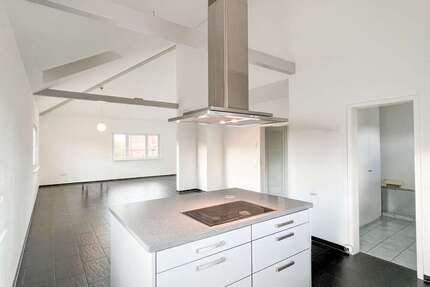 Wohnung Mannheim Niederfeld - 3 Zimmer, 146 m&sup2;, 1.400&euro; | Angebot:27628553
