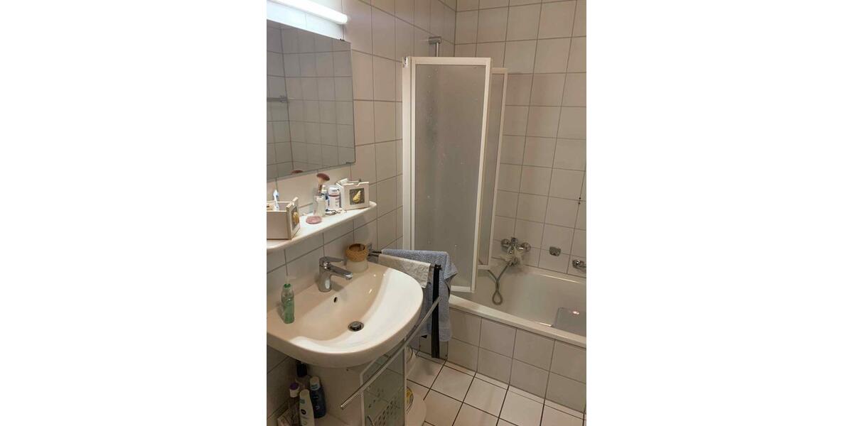 Dachgeschoßwohnung Bensheim - 3 Zimmer, 67 m&sup2;, 900&euro; | Angebot:27620921